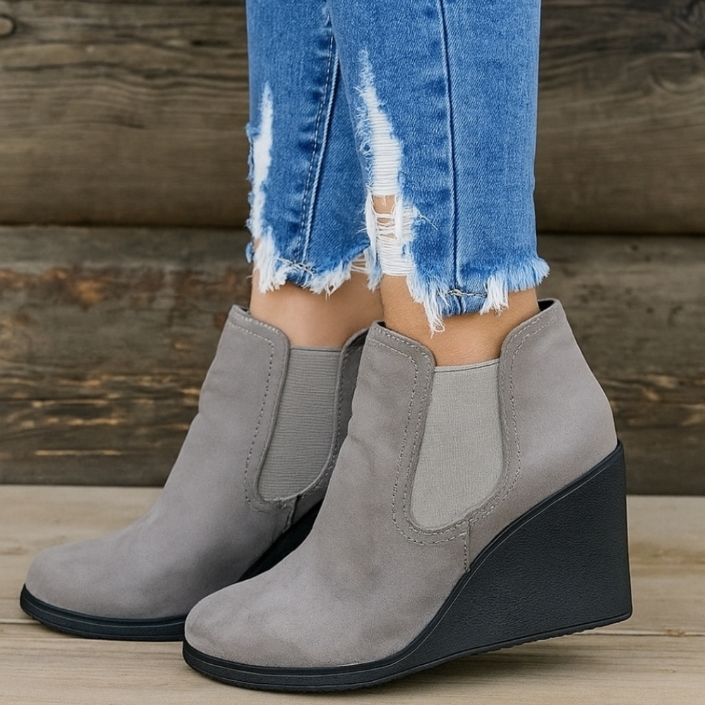 White Mountain NEW Solange Modern Minimalist Comfort Wedge Bootie 7.5M
